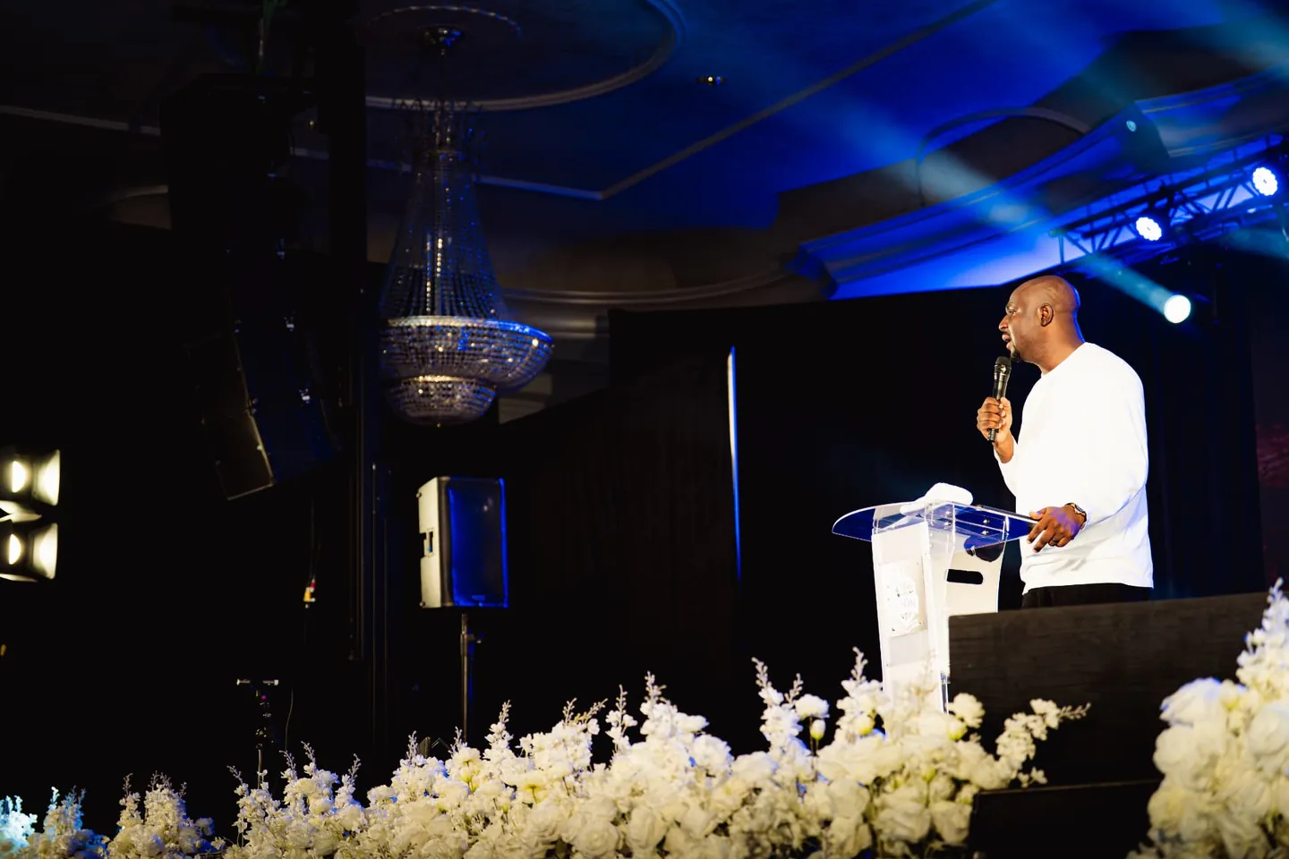 A minister teaching at a KSOM Immersion session